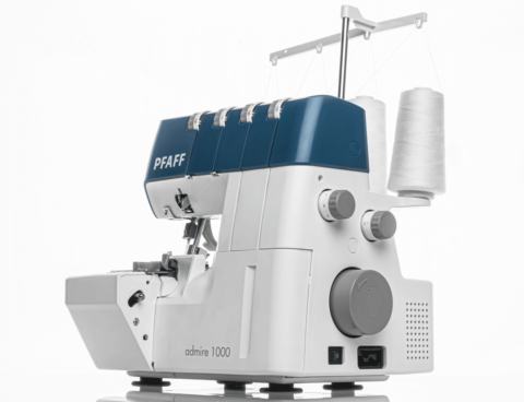 Pfaff admire 1000