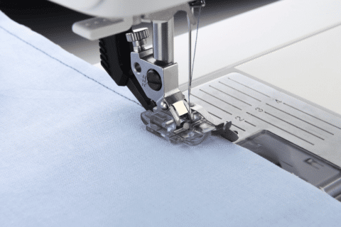 Transparante 1/4" quiltvoet met geleider rechts