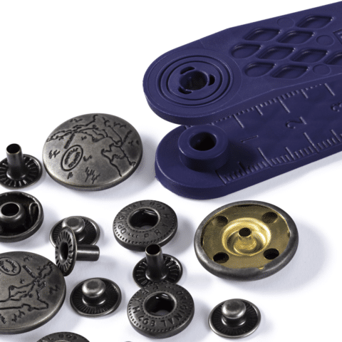 Naaivrijdrukknopen ANORAK MS Excursion 20 mm zilver mat