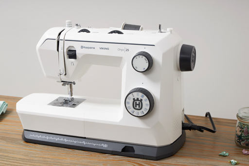 Husqvarna-Viking Onyx 25
